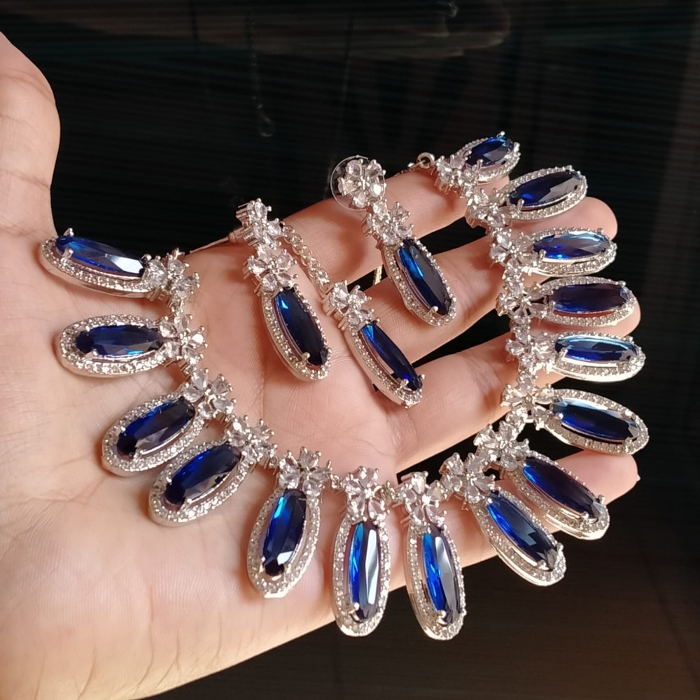 Necklace set